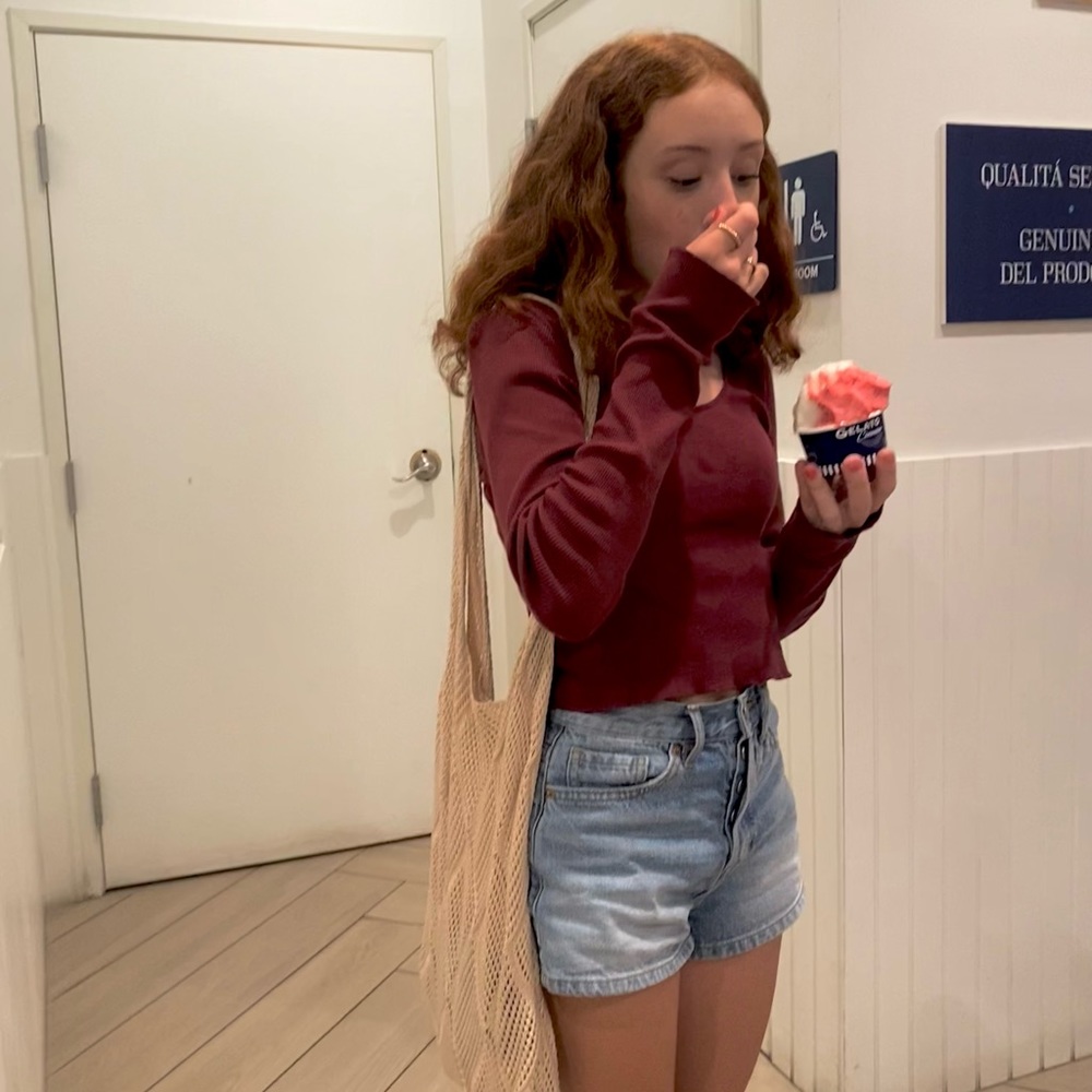 Meet your Posher, Riley